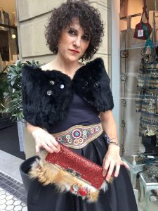 Rebeca Valdivia, personal shopper, Donostia, San Sebastián, Miss Clov, Lorena Ordas, La Nena de mis ojos, Boutique, comercio local Donostia. maxiskirt, falda larga, bbc, bolso mano, handbag, leather, toquilla piel