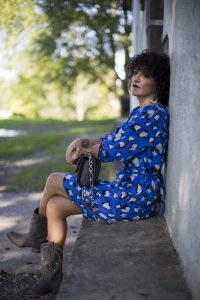 Rebeca Valdivia, personal shopper, estilista, stilist, Donostia, San Sebastián, Miss Clov, Rebeca Valdivia, estilista, personal shopper, stilist, rizos, curls, Vestido de leopardo, botas, Sendra, handmade, hecho a mano, made ni Spain, bag, bolso bandolera, animalprint, leopardo, dress
