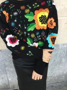 Rebeca Valdivia, asesora de imagen, asesora eventos, personal shopper, estilista, stilist, Donostia, San Sebastián, Miss Clov, tienda de ropa, clothes shop, boho & chic, boho style, accesorios, jersey flores, flowers sweater